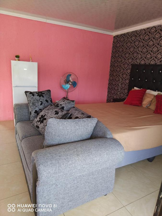 Moholoholo Lodge Acornhoek Eksteriør billede